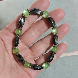 Green and black elastic magnetic bracelet